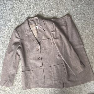 Vintage Country Suburbans jacket and skirt set